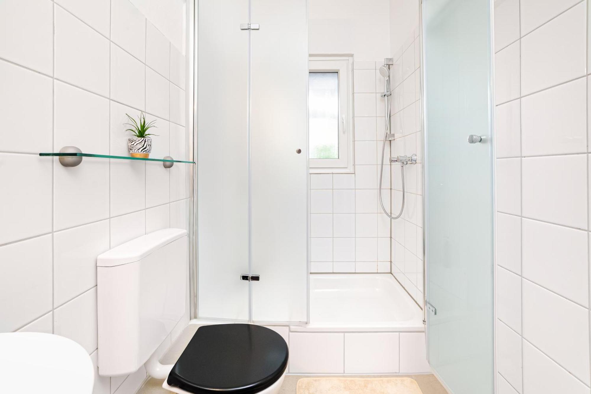 Smart Home - Essen - Perfect For 5 Guests! Central - Balcony - Netflix - Free Parking Zone Esterno foto